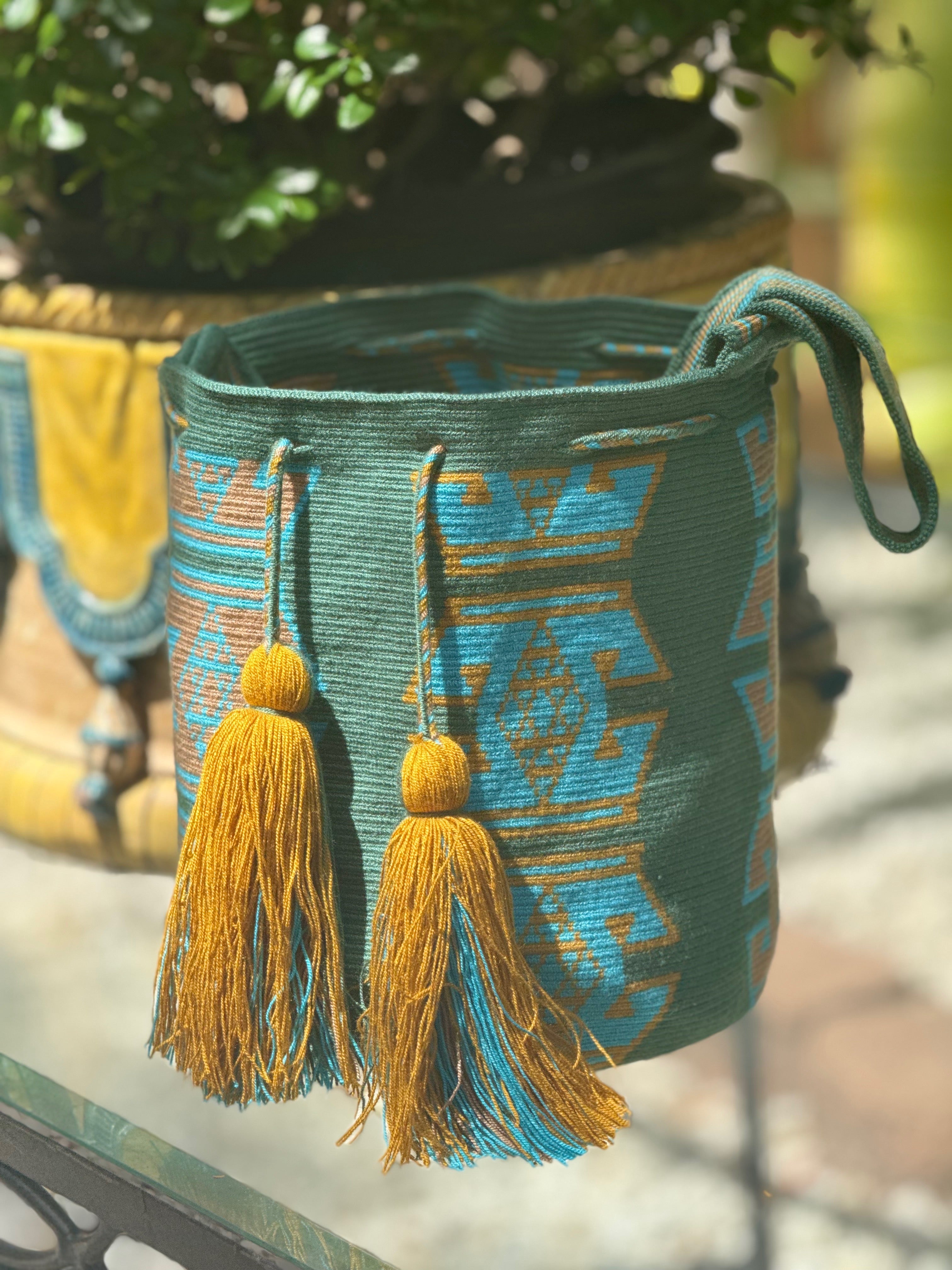 Jade Turquoise Gold