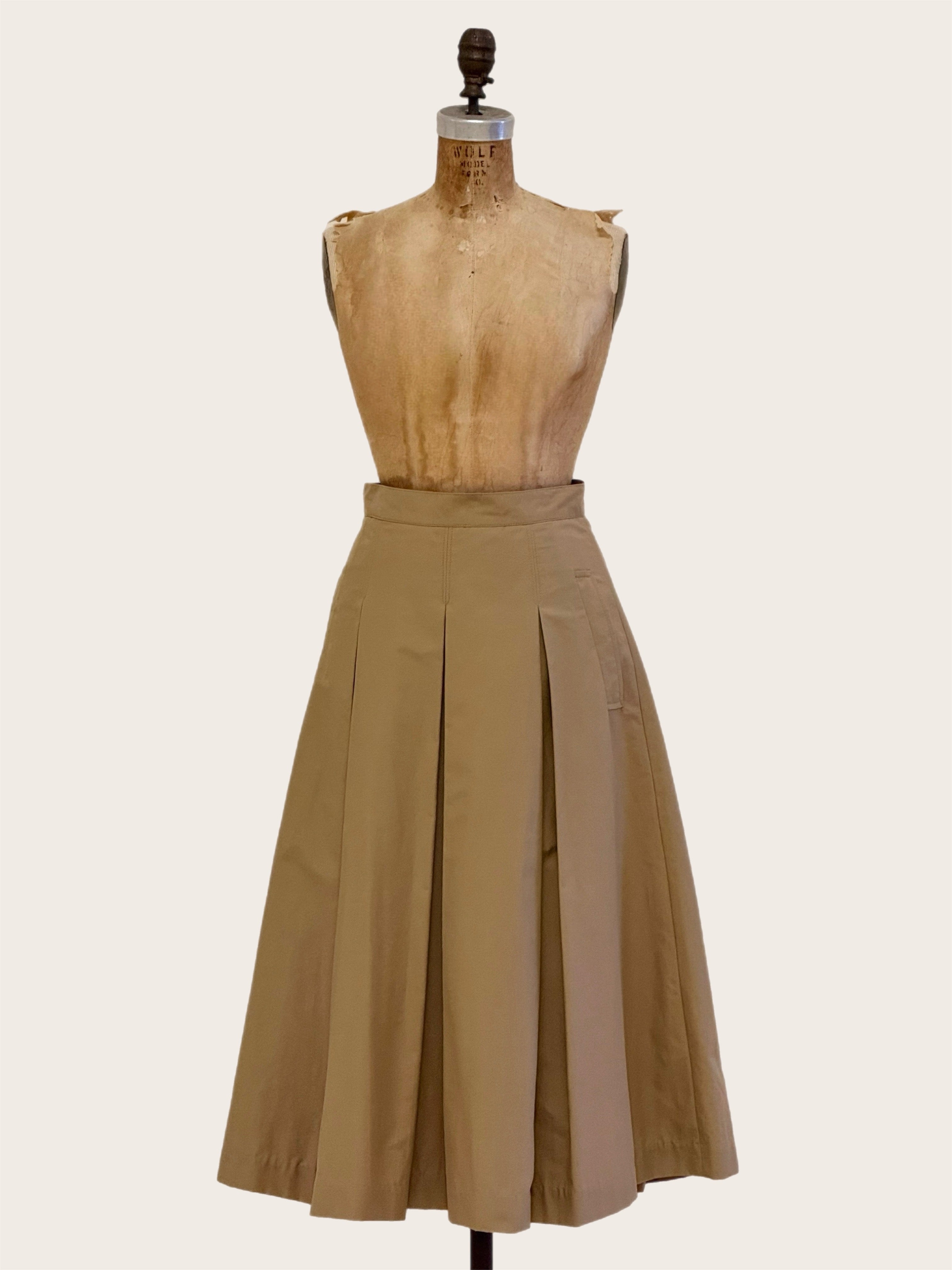 Flare Tuck Skirt