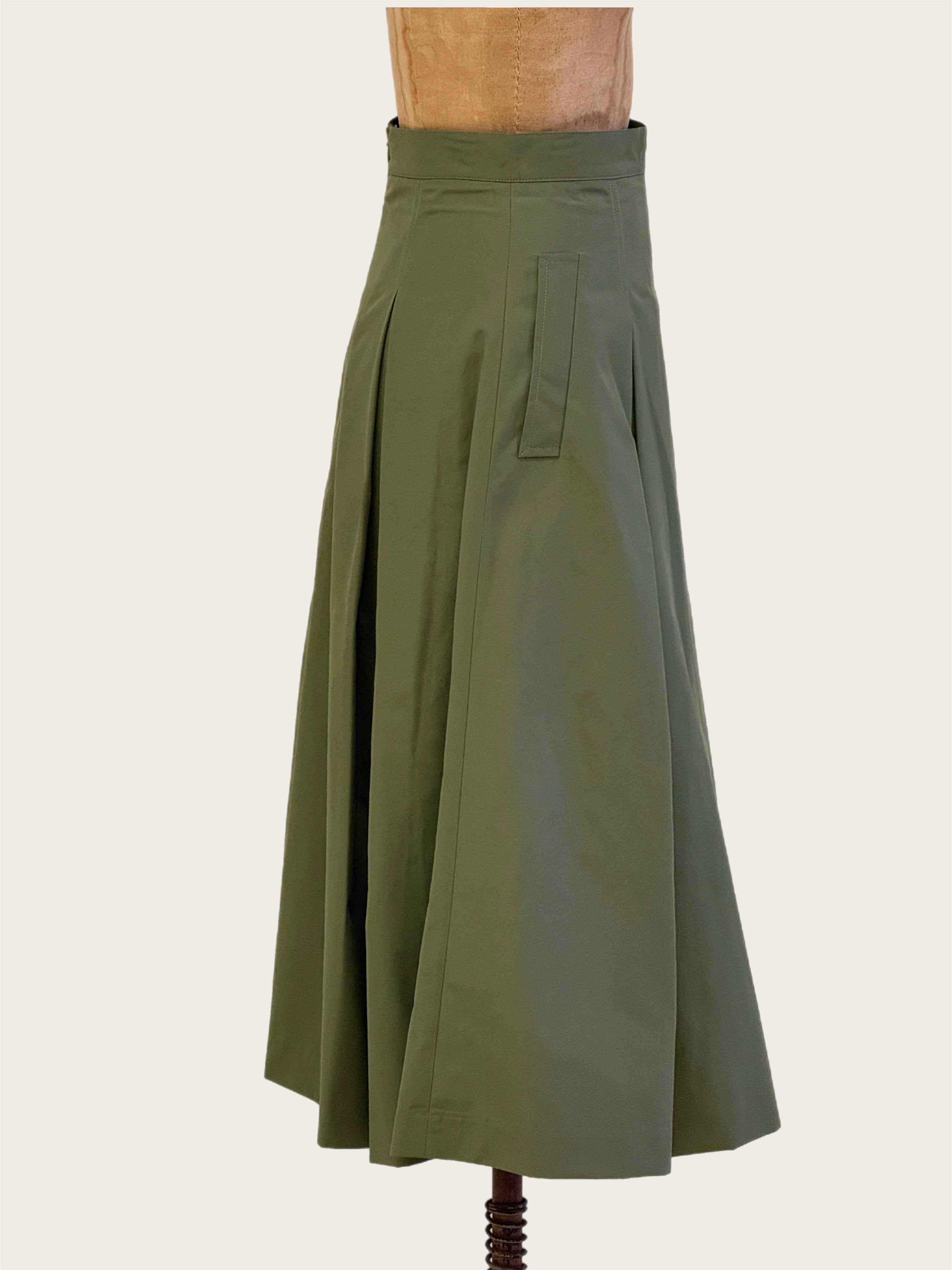 Flare Tuck Skirt