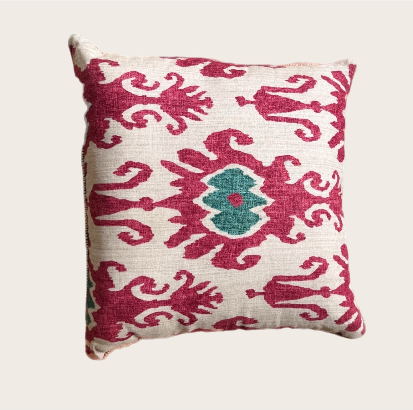 Pillow 22 X 22