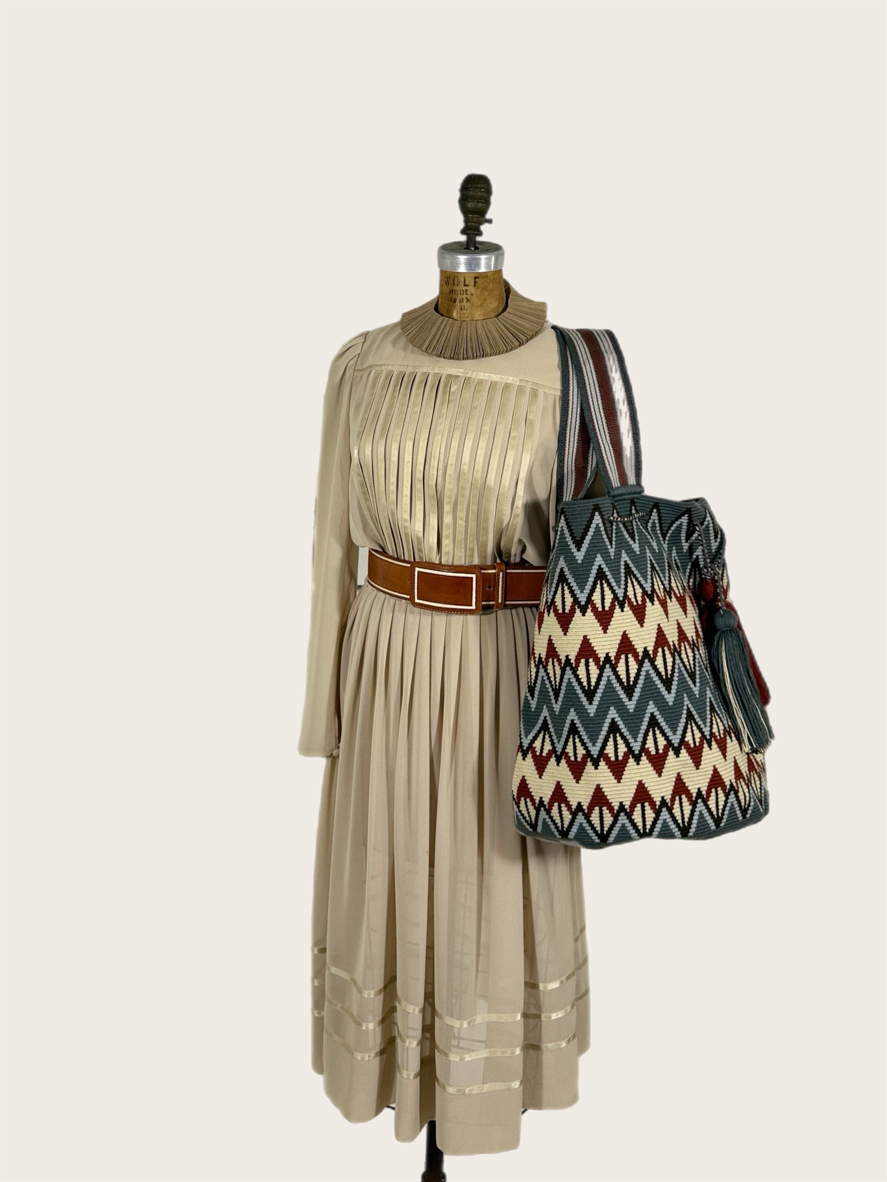 Gray Terracotta Bone Mochila Wayuu Bag