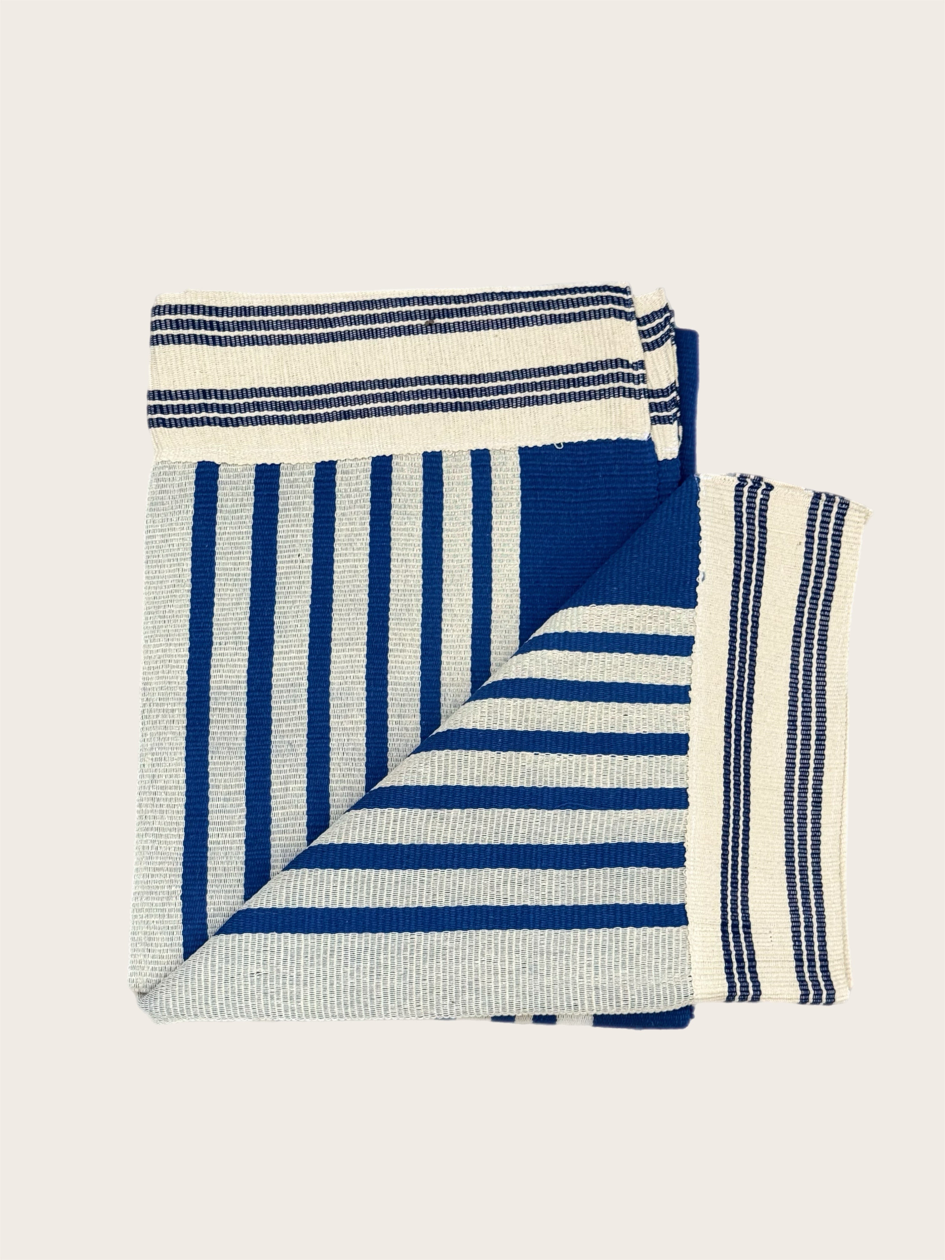 Pooltime Zenu Coverlet