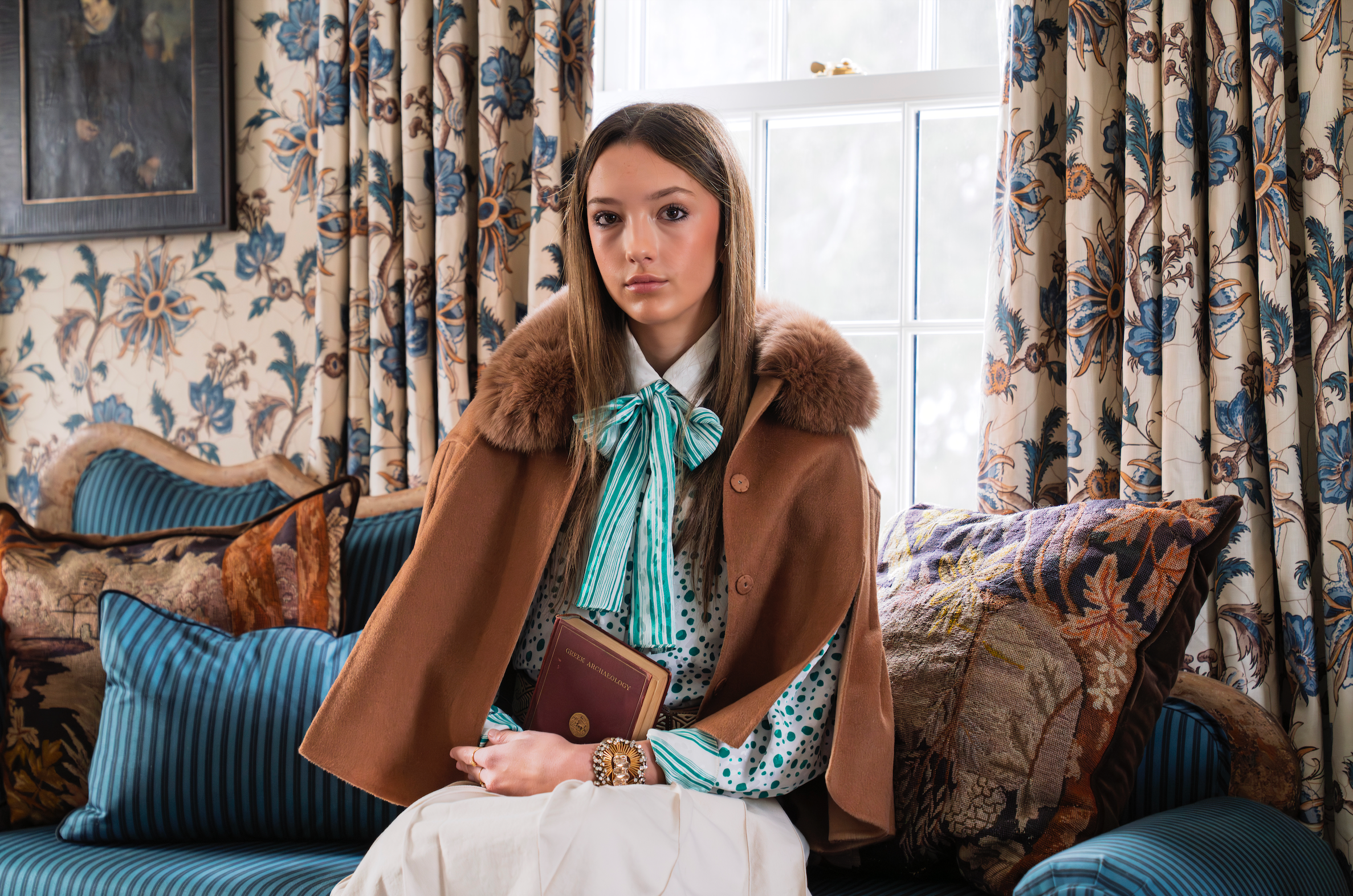 Italian Wool and Cashmere Capelet with Fox Trim