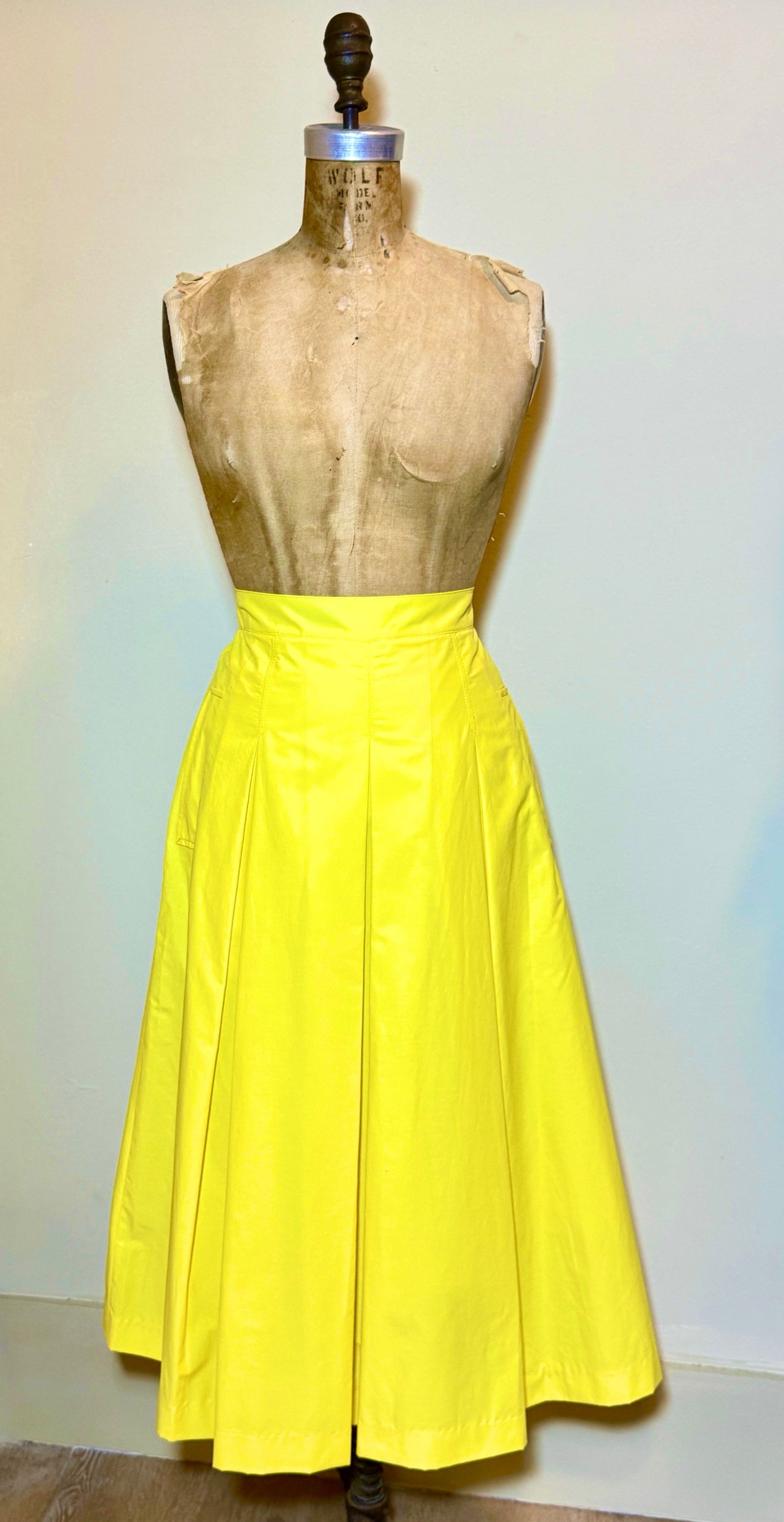 Flare Tuck Skirt